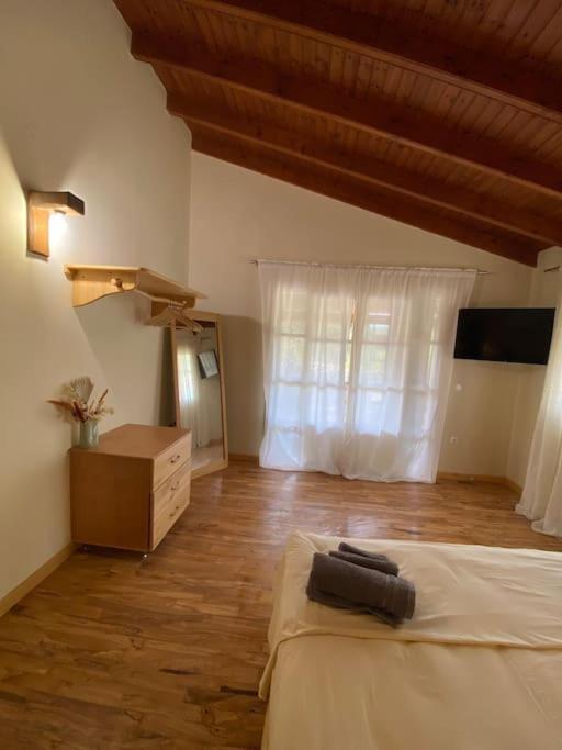 Casa Piccolino Villa Paramonas  Buitenkant foto