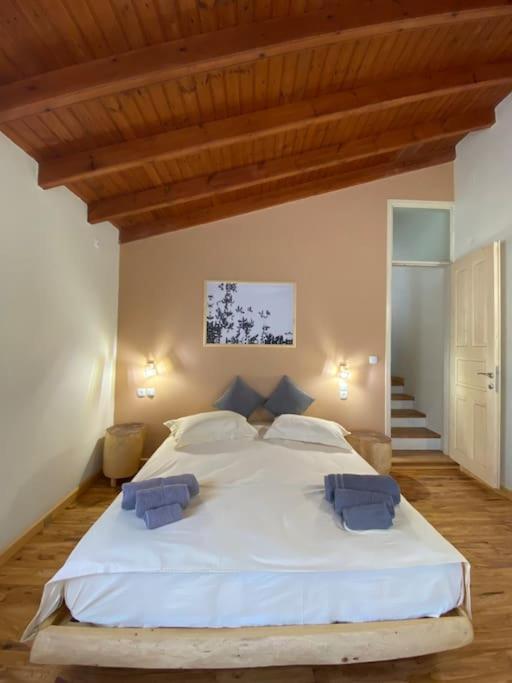 Casa Piccolino Villa Paramonas  Buitenkant foto